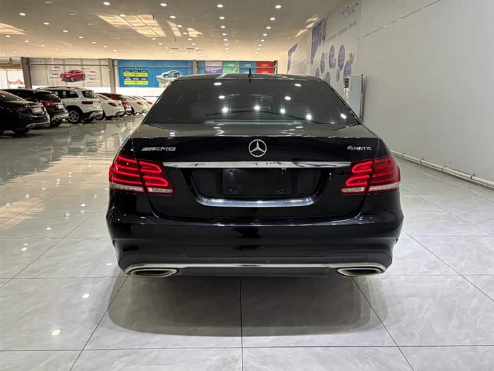 Mercedes-Benz E-Class 2015 E 200 L Sport — фото 5
