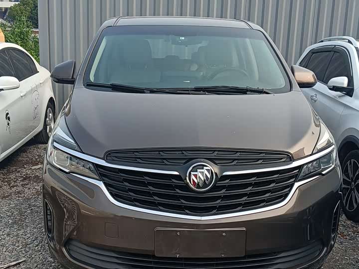 Buick GL 8 2022 652 T Comfort