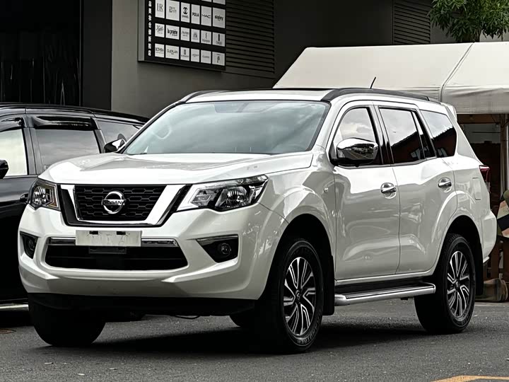 Nissan Terra — фото 1