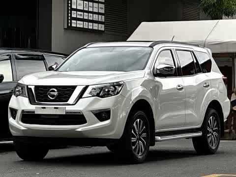 Nissan Terra — фото 10