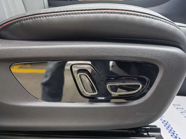 Trumpchi M8 2025 Hybrid — фото 18