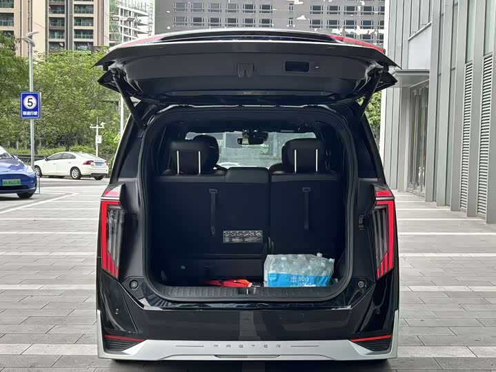Trumpchi M8 2023 400 T — фото 17