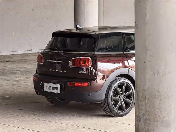 MINI Clubman — фото 4