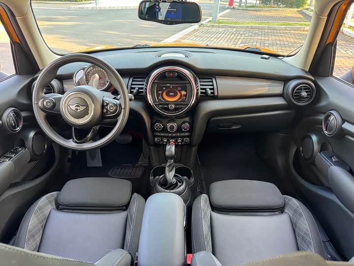 MINI Hatch — фото 11