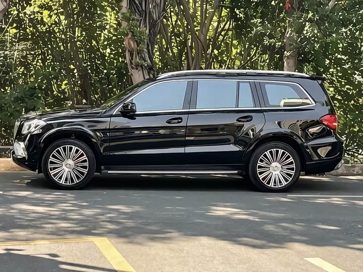 Mercedes-Benz GLS 2018 GLS 320 4 MATIC — фото 12