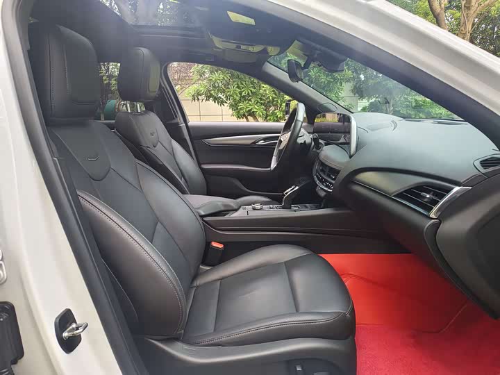 Cadillac CT5 2024 28 T Luxury Pro — фото 6