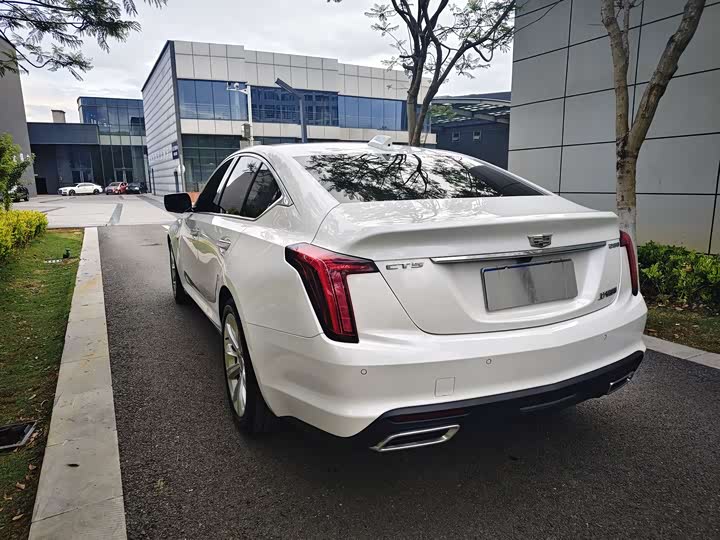 Cadillac CT5 2024 28 T Luxury Pro — фото 11