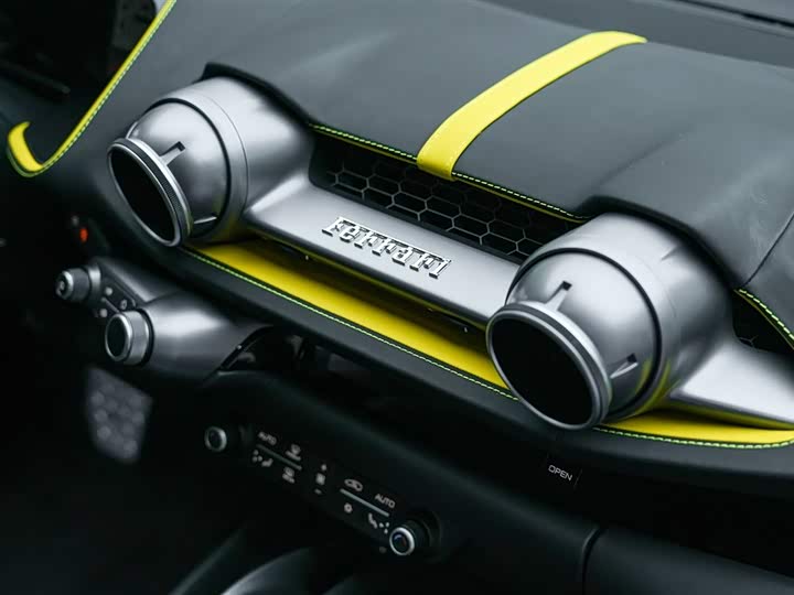 Ferrari 812 2017 6.5 L Superfast — фото 20