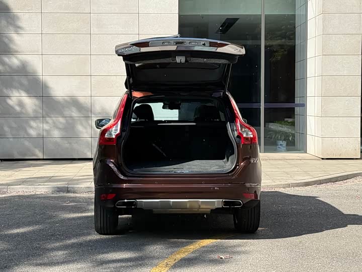 Volvo XC60 2016 T 5 AWD — фото 17