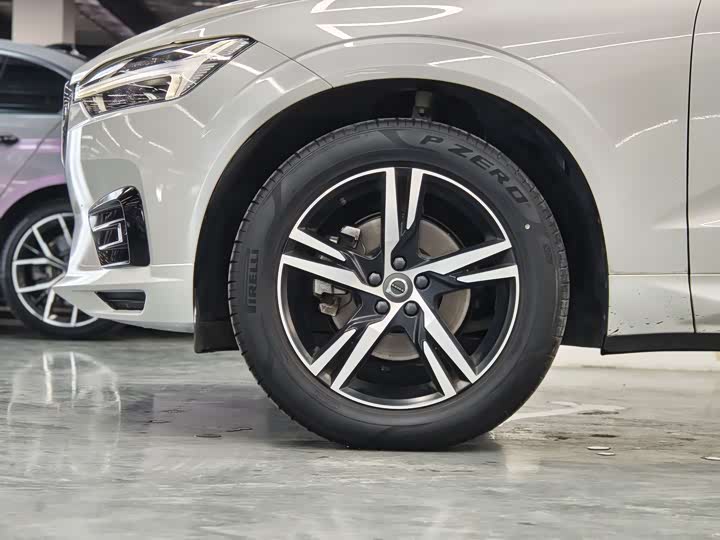 Volvo XC60 2020 T 5 4 WD — фото 5