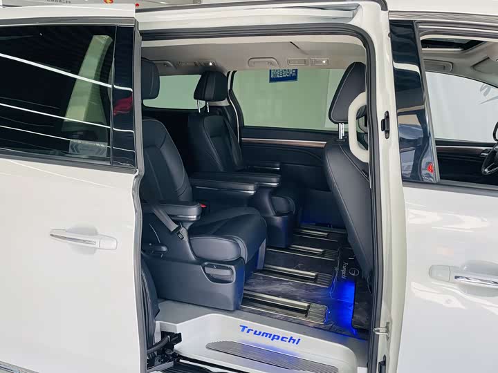 Trumpchi M8 2021 390 T — фото 13