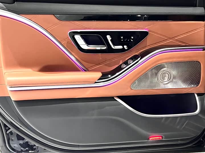 Maybach S-Class 2023 S 480 4 MATIC — фото 31