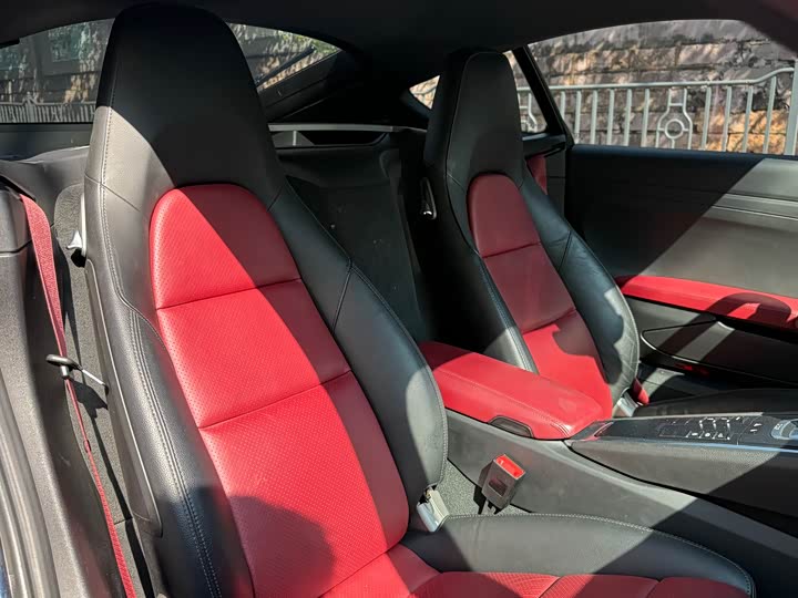 Porsche 718 2018 Cayman S 2.5 T — фото 10