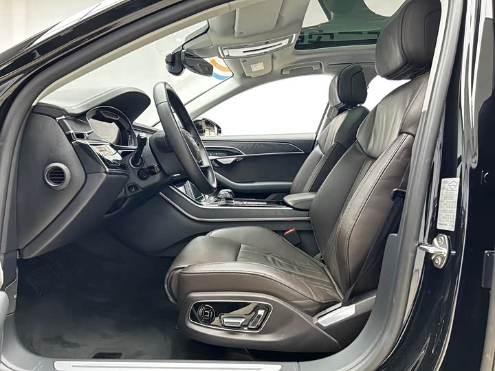 Audi A8 2019 Plus A 8 L 50 TFSI quattro Comfort — фото 5