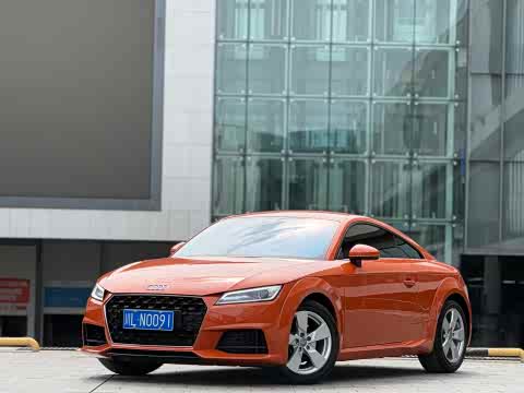 Audi TT 2017 TT Coupe 40 TFSI — фото 16