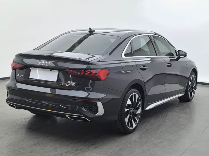 Audi A3 2024 A 3 L Limousine 35 TFSI Sport — фото 4