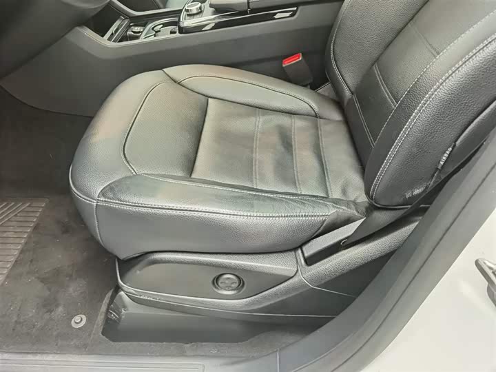 Mercedes-Benz GLE 2018 GLE 320 4 MATIC SUV — фото 20