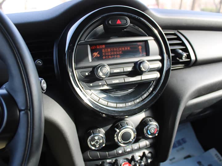 MINI Hatch — фото 12