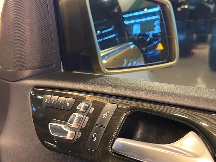 Mercedes-Benz GLS 2018 GLS 450 — фото 19