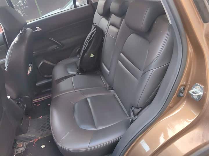 Trumpchi GS4 2017 235 T MT 2 WD — фото 15