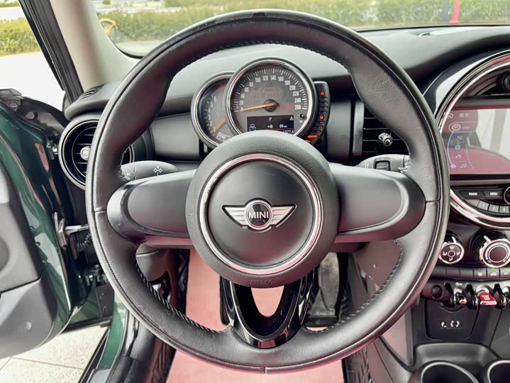 MINI Hatch — фото 17