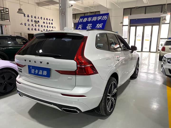Volvo XC60 Hybrid 2021 T 8 E Hybrid — фото 6