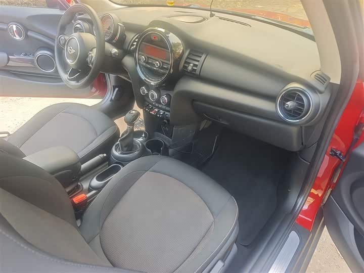 MINI Hatch — фото 16