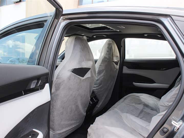 Changan UNI-V 2024 i DD 136km — фото 14
