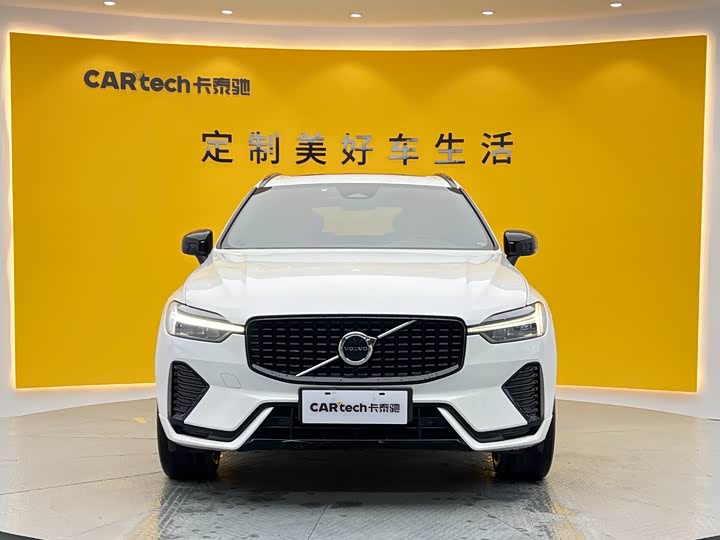 Volvo XC60 2023 B 5 4 WD — фото 2