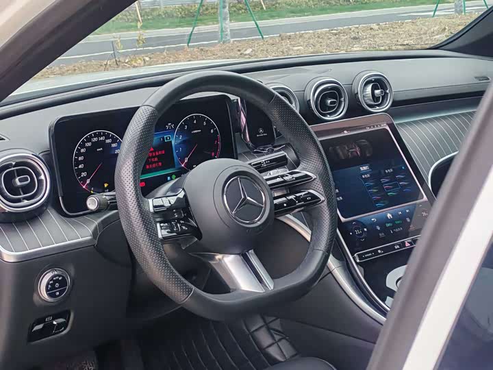 Mercedes-Benz C-Class 2024 C 260 L — фото 15
