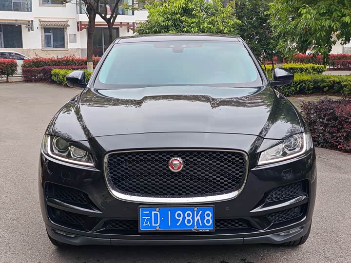 Jaguar F-PACE 2018 2.0 T 4 WDR-Sport — фото 2