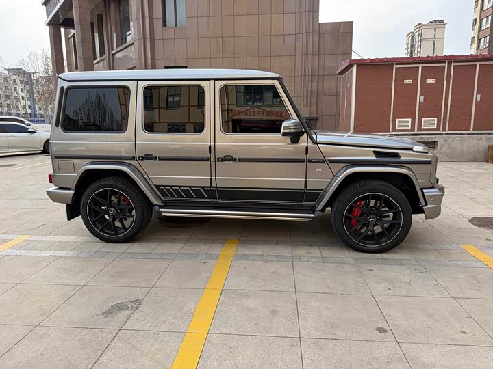 Mercedes-Benz G-Class 2018 AMG G 63 — фото 4