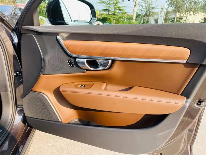 Volvo S90 2024 B 5 — фото 21