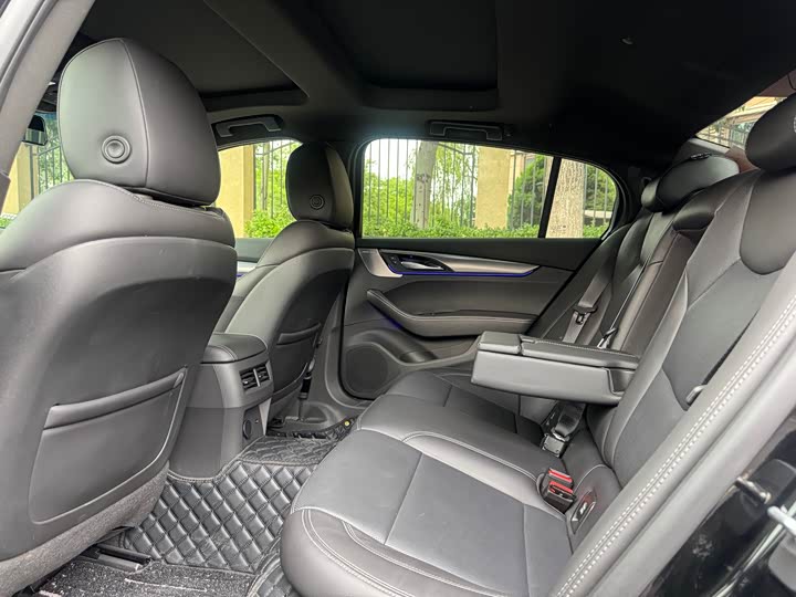 Cadillac CT5 2023 28 T Premium — фото 12
