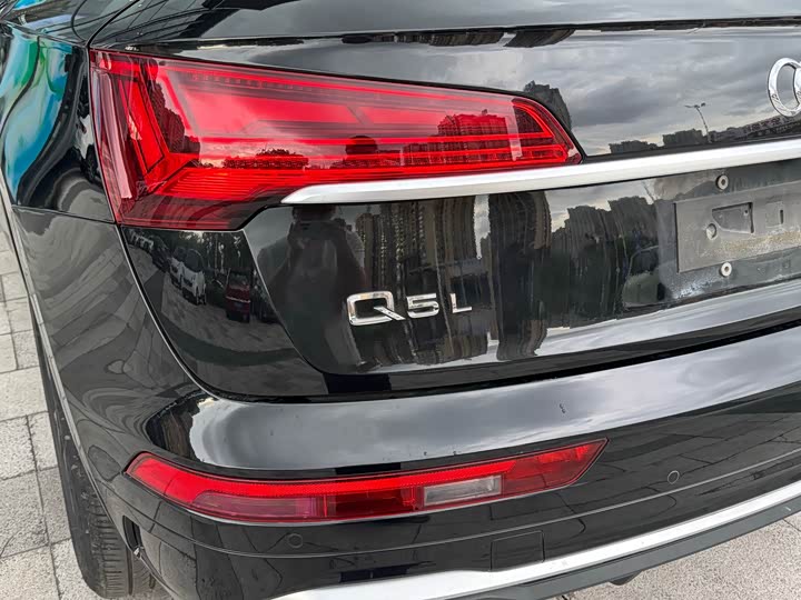 Audi Q5L 40T стиль-динамик — фото 8