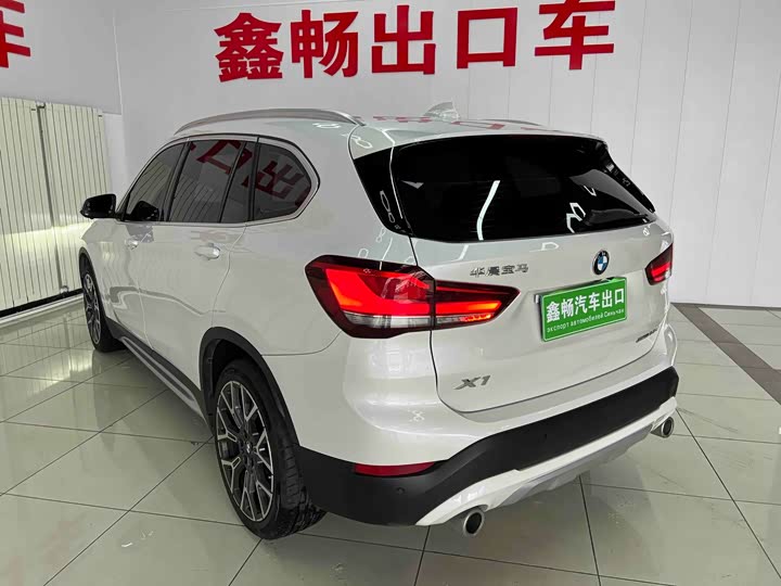 BMW X1 2022 x Drive 25 Li — фото 6