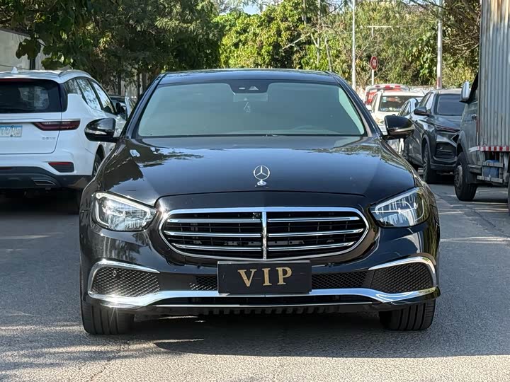 Mercedes-Benz E-Class 2017 E 300 L Luxury — фото 2
