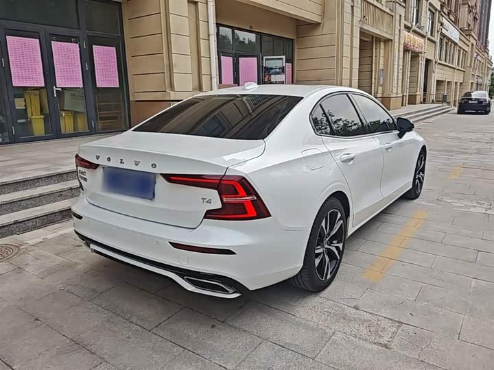 Volvo S60 2021 T 4 — фото 7