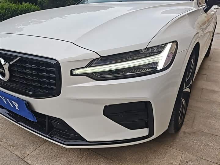 Volvo S60 2021 T 4 — фото 24