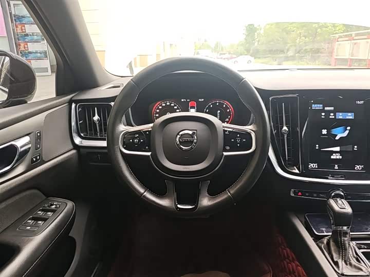 Volvo S60 2021 T 4 — фото 11