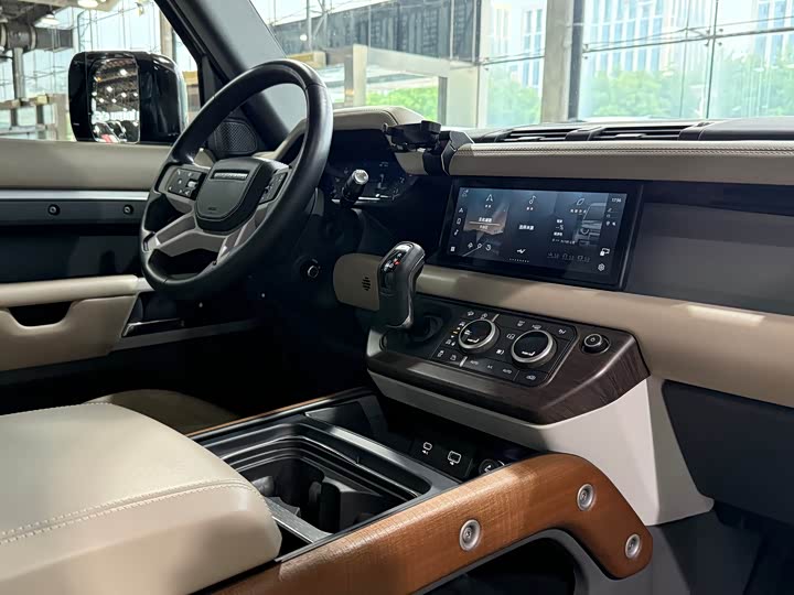 Land Rover Defender — фото 9