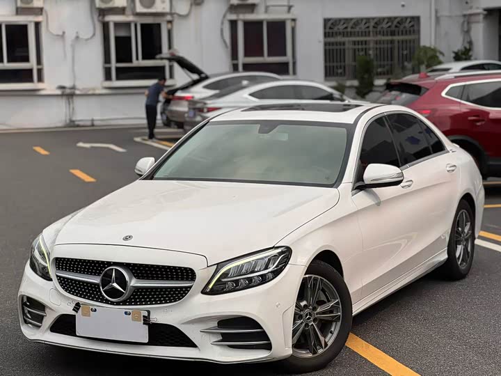 Mercedes-Benz C-Class 2019 C 180 L — фото 16