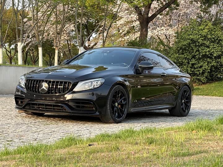 Mercedes-Benz C-Class 2019 AMG C 63 — фото 1