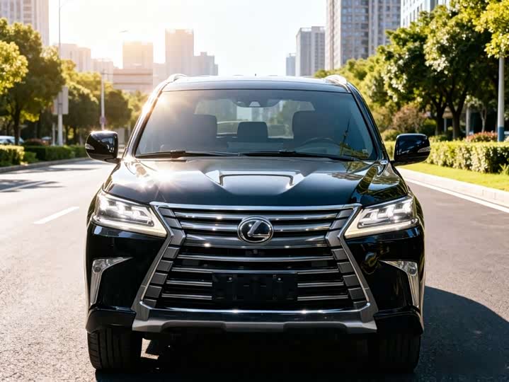 Lexus LX 2017 570 — фото 2