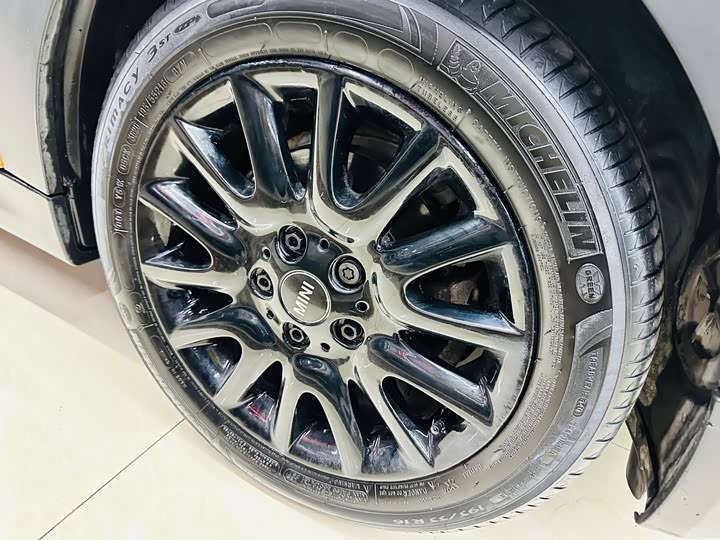 MINI Hatch — фото 12