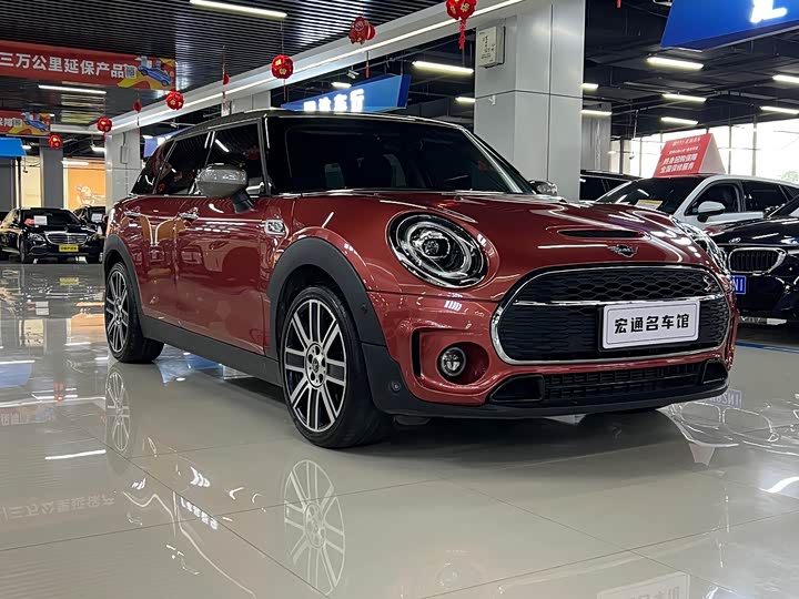 MINI Clubman — фото 3