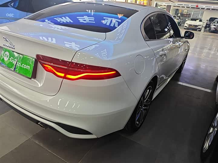 Jaguar XEL 2022 2.0 T 250 PS R-DYNAMIC S — фото 24