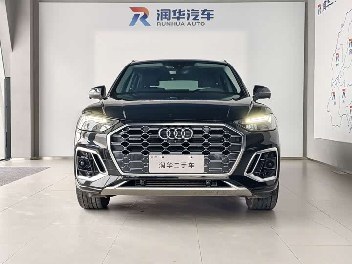 Audi Q5L 2022 40 T — фото 2