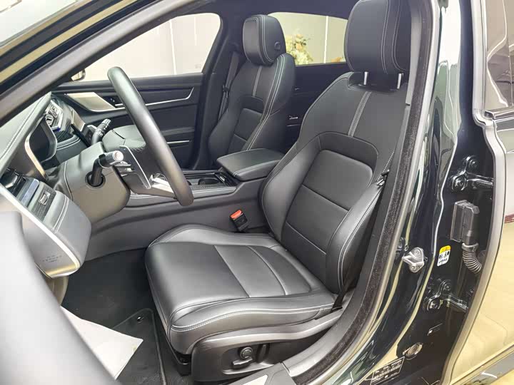 Jaguar XFL 2021 XFL 2.0 T P 250 4 WD — фото 9