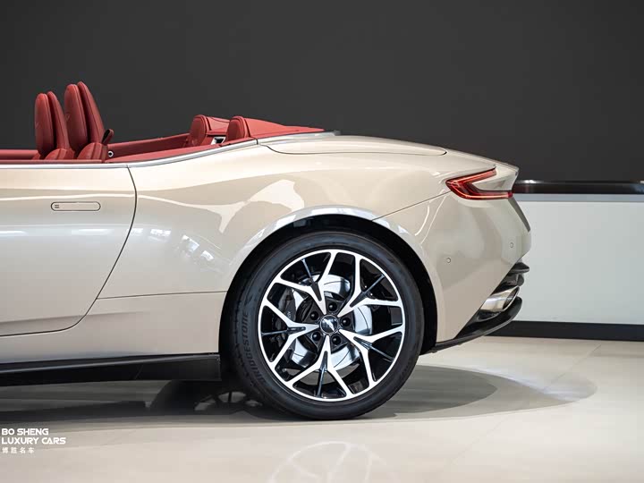 Aston Martin DB11 2019 4.0 T V 8 Volante — фото 36